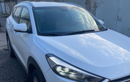 Hyundai Tucson III, 2016 год, 2 100 000 рублей, 2 фотография