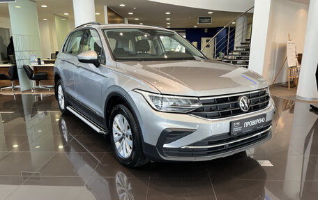 Volkswagen Tiguan II, 2020 год, 2 739 000 рублей, 7 фотография