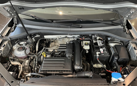 Volkswagen Tiguan II, 2020 год, 2 739 000 рублей, 13 фотография
