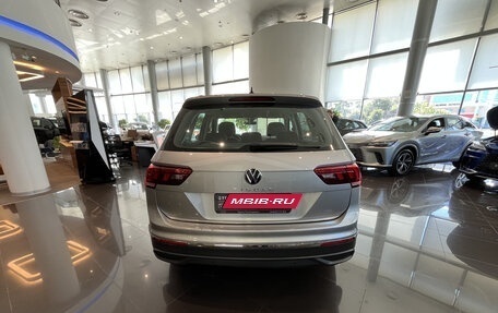 Volkswagen Tiguan II, 2020 год, 2 739 000 рублей, 10 фотография