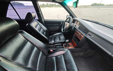 Mercedes-Benz 190 (W201), 1985 год, 560 000 рублей, 7 фотография