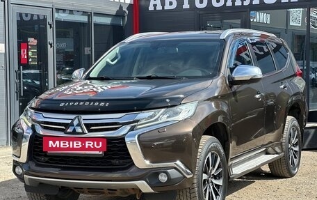 Mitsubishi Pajero Sport III рестайлинг, 2016 год, 2 350 000 рублей, 5 фотография