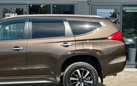 Mitsubishi Pajero Sport III рестайлинг, 2016 год, 2 350 000 рублей, 8 фотография