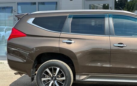 Mitsubishi Pajero Sport III рестайлинг, 2016 год, 2 350 000 рублей, 13 фотография