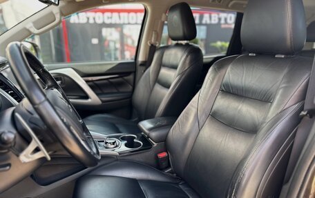 Mitsubishi Pajero Sport III рестайлинг, 2016 год, 2 350 000 рублей, 30 фотография