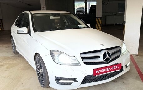 Mercedes-Benz C-Класс, 2012 год, 1 500 000 рублей, 3 фотография
