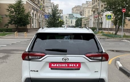 Toyota RAV4, 2021 год, 4 490 000 рублей, 7 фотография