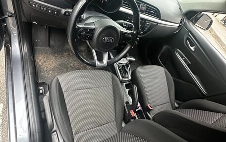 KIA Rio IV, 2017 год, 1 370 000 рублей, 9 фотография