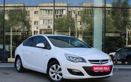 Opel Astra J, 2014 год, 914 000 рублей, 3 фотография
