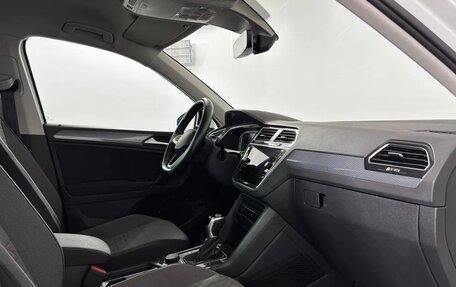 Volkswagen Tiguan II, 2021 год, 3 675 000 рублей, 13 фотография