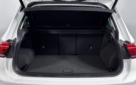 Volkswagen Tiguan II, 2021 год, 3 675 000 рублей, 12 фотография