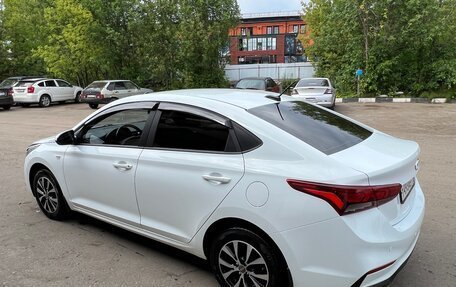 Hyundai Solaris II рестайлинг, 2020 год, 1 500 000 рублей, 4 фотография