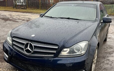 Mercedes-Benz C-Класс, 2011 год, 1 350 000 рублей, 3 фотография