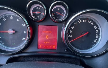 Opel Astra J, 2011 год, 650 000 рублей, 3 фотография