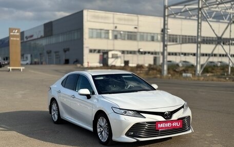 Toyota Camry, 2021 год, 3 900 000 рублей, 3 фотография