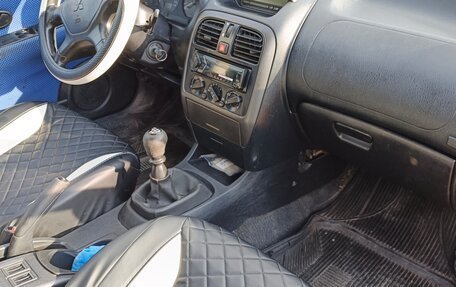 Mitsubishi Carisma I, 2002 год, 280 000 рублей, 8 фотография