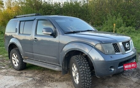 Nissan Pathfinder, 2007 год, 800 000 рублей, 4 фотография