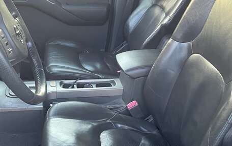 Nissan Pathfinder, 2007 год, 800 000 рублей, 16 фотография