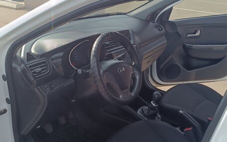 KIA Rio III рестайлинг, 2015 год, 700 000 рублей, 9 фотография