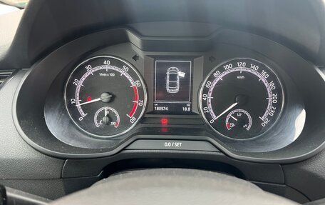 Skoda Octavia, 2019 год, 1 350 000 рублей, 8 фотография