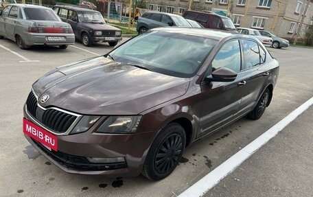 Skoda Octavia, 2019 год, 1 350 000 рублей, 3 фотография