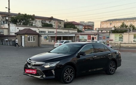 Toyota Camry, 2017 год, 3 500 000 рублей, 1 фотография