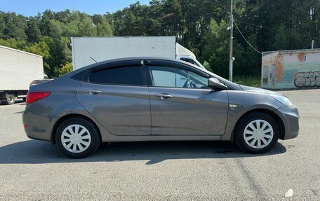 Hyundai Solaris II рестайлинг, 2013 год, 780 000 рублей, 5 фотография