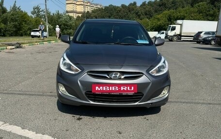 Hyundai Solaris II рестайлинг, 2013 год, 780 000 рублей, 3 фотография