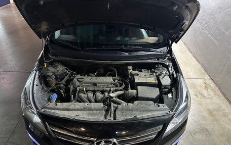Hyundai Solaris II рестайлинг, 2015 год, 890 000 рублей, 6 фотография