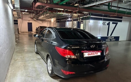 Hyundai Solaris II рестайлинг, 2015 год, 890 000 рублей, 10 фотография