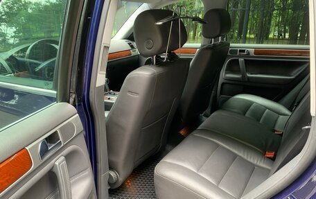 Volkswagen Touareg III, 2007 год, 1 350 000 рублей, 10 фотография