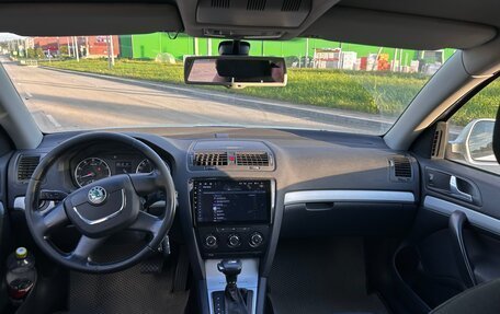 Skoda Octavia, 2011 год, 860 000 рублей, 16 фотография