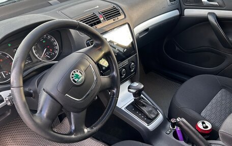 Skoda Octavia, 2011 год, 860 000 рублей, 15 фотография