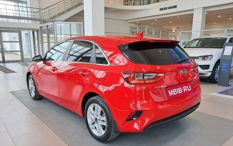 KIA cee'd III, 2019 год, 1 920 000 рублей, 8 фотография