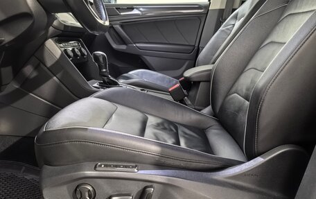 Volkswagen Tiguan II, 2018 год, 2 840 000 рублей, 24 фотография