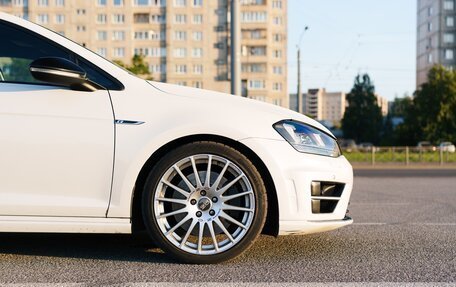Volkswagen Golf R VII, 2017 год, 2 650 000 рублей, 8 фотография