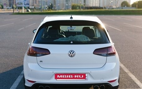 Volkswagen Golf R VII, 2017 год, 2 650 000 рублей, 11 фотография