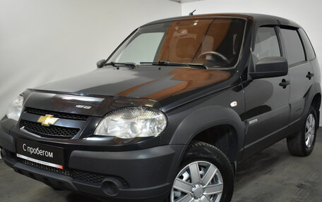 Chevrolet Niva I рестайлинг, 2018 год, 699 000 рублей, 3 фотография