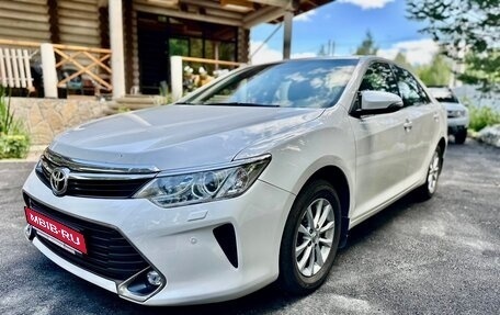 Toyota Camry, 2017 год, 2 200 000 рублей, 1 фотография