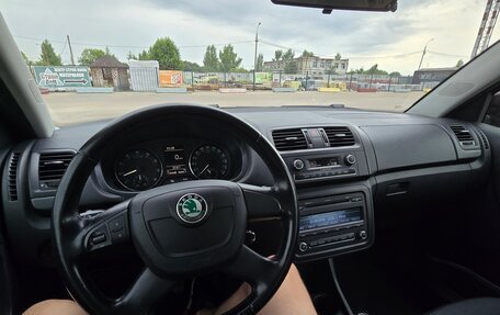 Skoda Fabia II, 2010 год, 700 000 рублей, 11 фотография