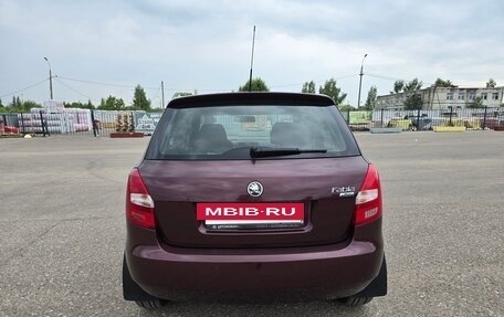 Skoda Fabia II, 2010 год, 700 000 рублей, 5 фотография