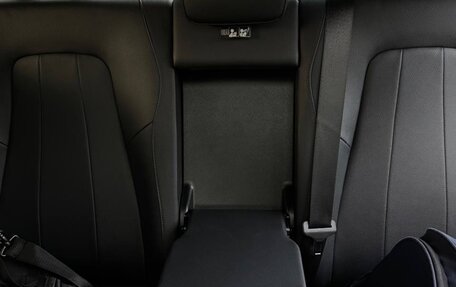 Mercedes-Benz A-Класс, 2020 год, 2 500 000 рублей, 10 фотография