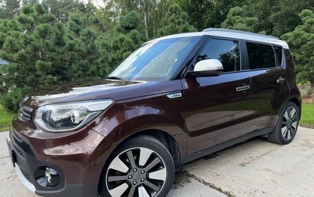 KIA Soul II рестайлинг, 2018 год, 1 650 000 рублей, 2 фотография