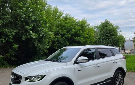 Geely Atlas, 2024 год, 2 500 000 рублей, 2 фотография