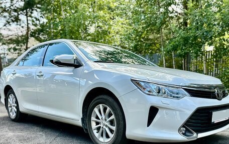 Toyota Camry, 2017 год, 2 200 000 рублей, 2 фотография