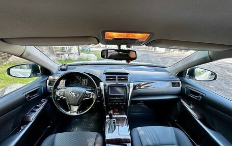 Toyota Camry, 2017 год, 2 200 000 рублей, 16 фотография