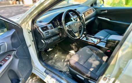 Toyota Camry, 2017 год, 2 200 000 рублей, 15 фотография