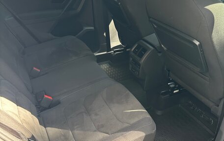 Volkswagen Tiguan II, 2020 год, 3 920 000 рублей, 9 фотография