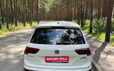 Volkswagen Tiguan II, 2020 год, 3 920 000 рублей, 6 фотография