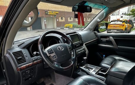 Toyota Land Cruiser 200, 2011 год, 3 100 000 рублей, 7 фотография